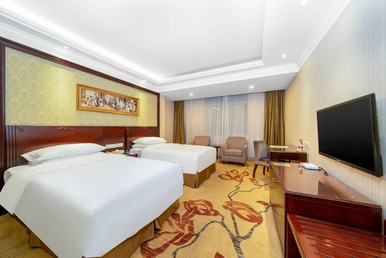Vienna Hotel Dongguan Houjie Exhibition Center Luaran gambar