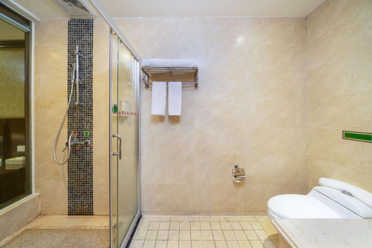 Vienna Hotel Dongguan Houjie Exhibition Center Luaran gambar