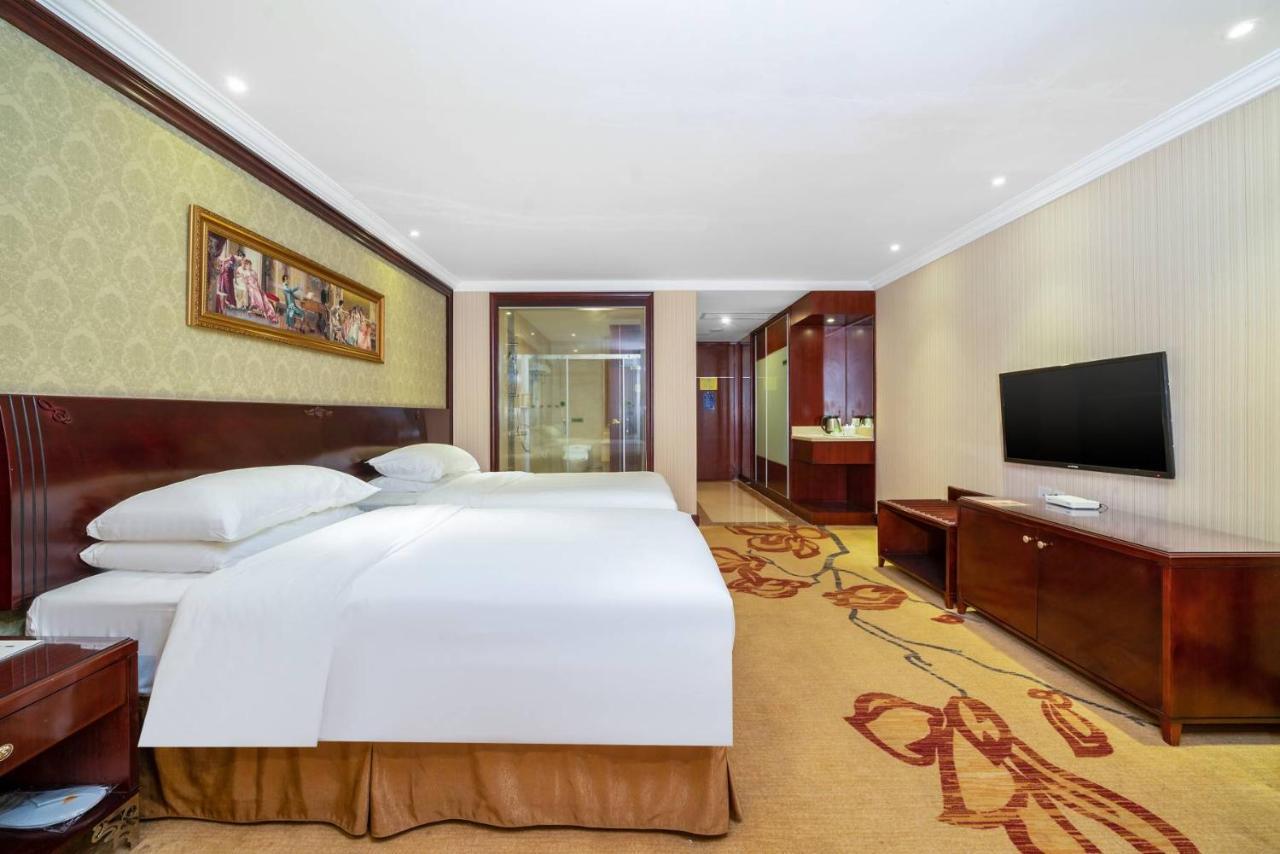 Vienna Hotel Dongguan Houjie Exhibition Center Luaran gambar