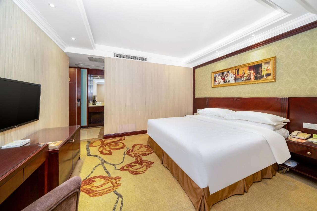 Vienna Hotel Dongguan Houjie Exhibition Center Luaran gambar