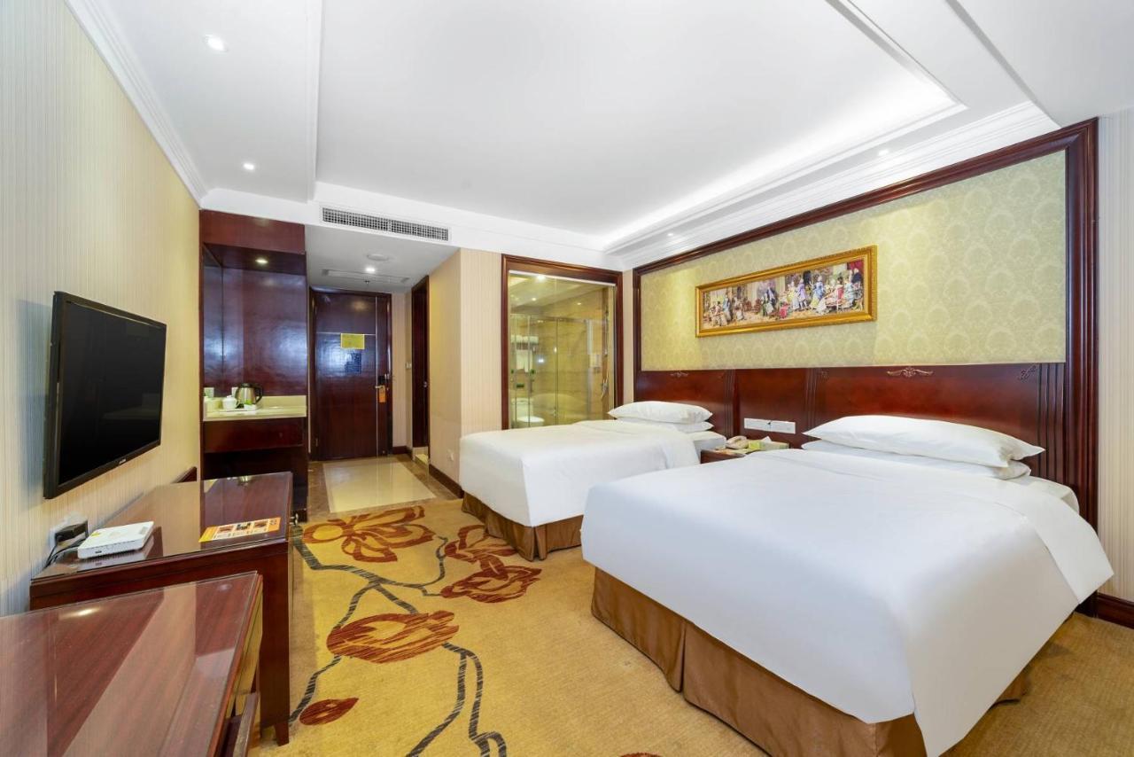 Vienna Hotel Dongguan Houjie Exhibition Center Luaran gambar