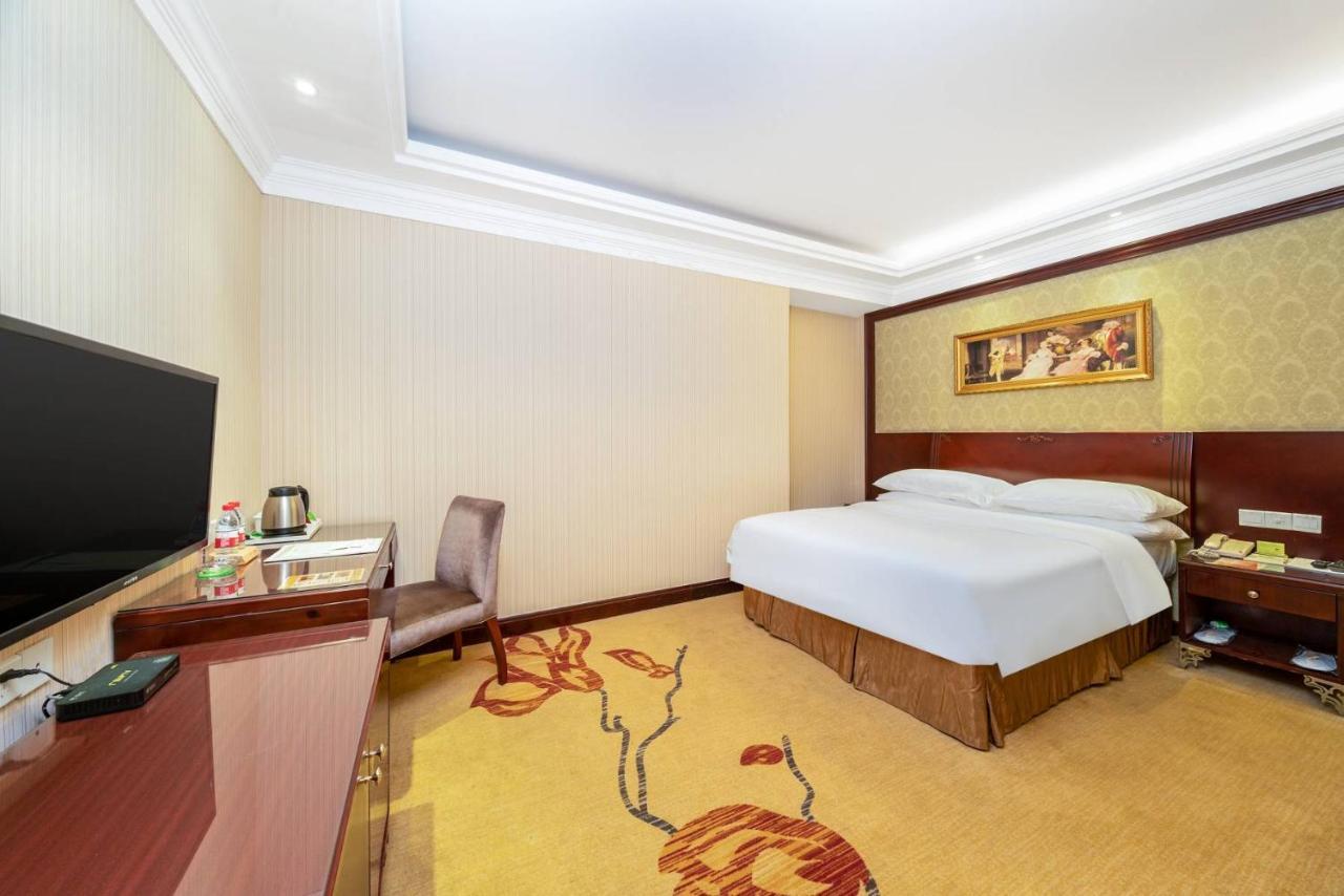 Vienna Hotel Dongguan Houjie Exhibition Center Luaran gambar