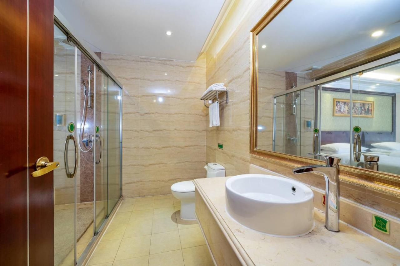 Vienna Hotel Dongguan Houjie Exhibition Center Luaran gambar