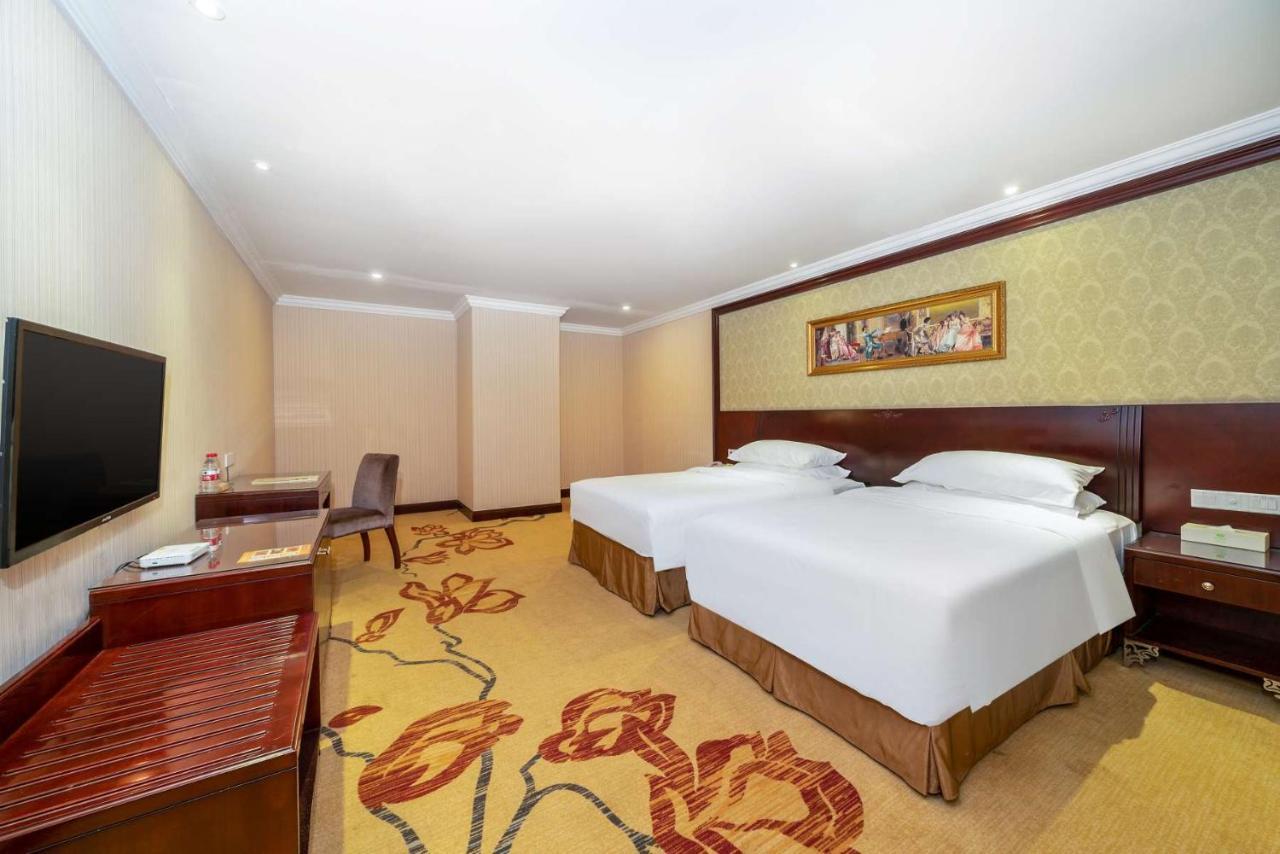 Vienna Hotel Dongguan Houjie Exhibition Center Luaran gambar