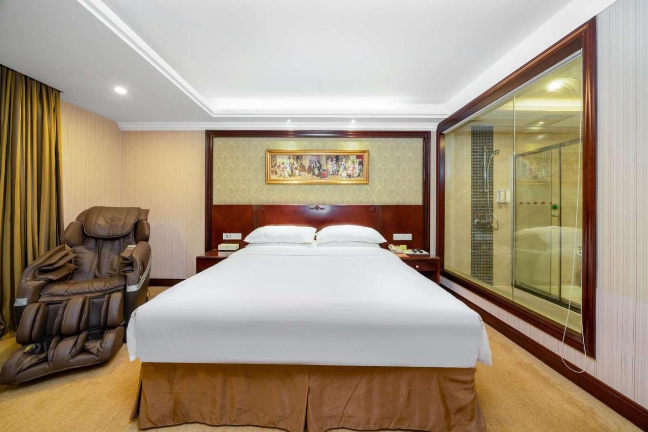 Vienna Hotel Dongguan Houjie Exhibition Center Luaran gambar
